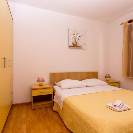 Apartments In Villa Top Τρογκίρ Δωμάτιο φωτογραφία