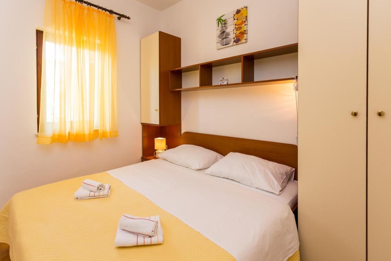 Apartments In Villa Top Τρογκίρ Δωμάτιο φωτογραφία